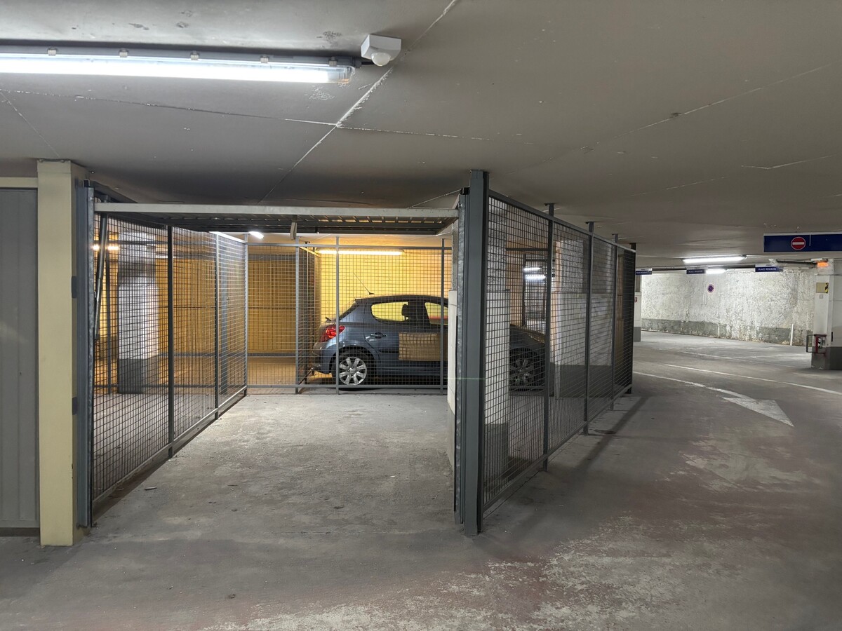 Garage - NICE